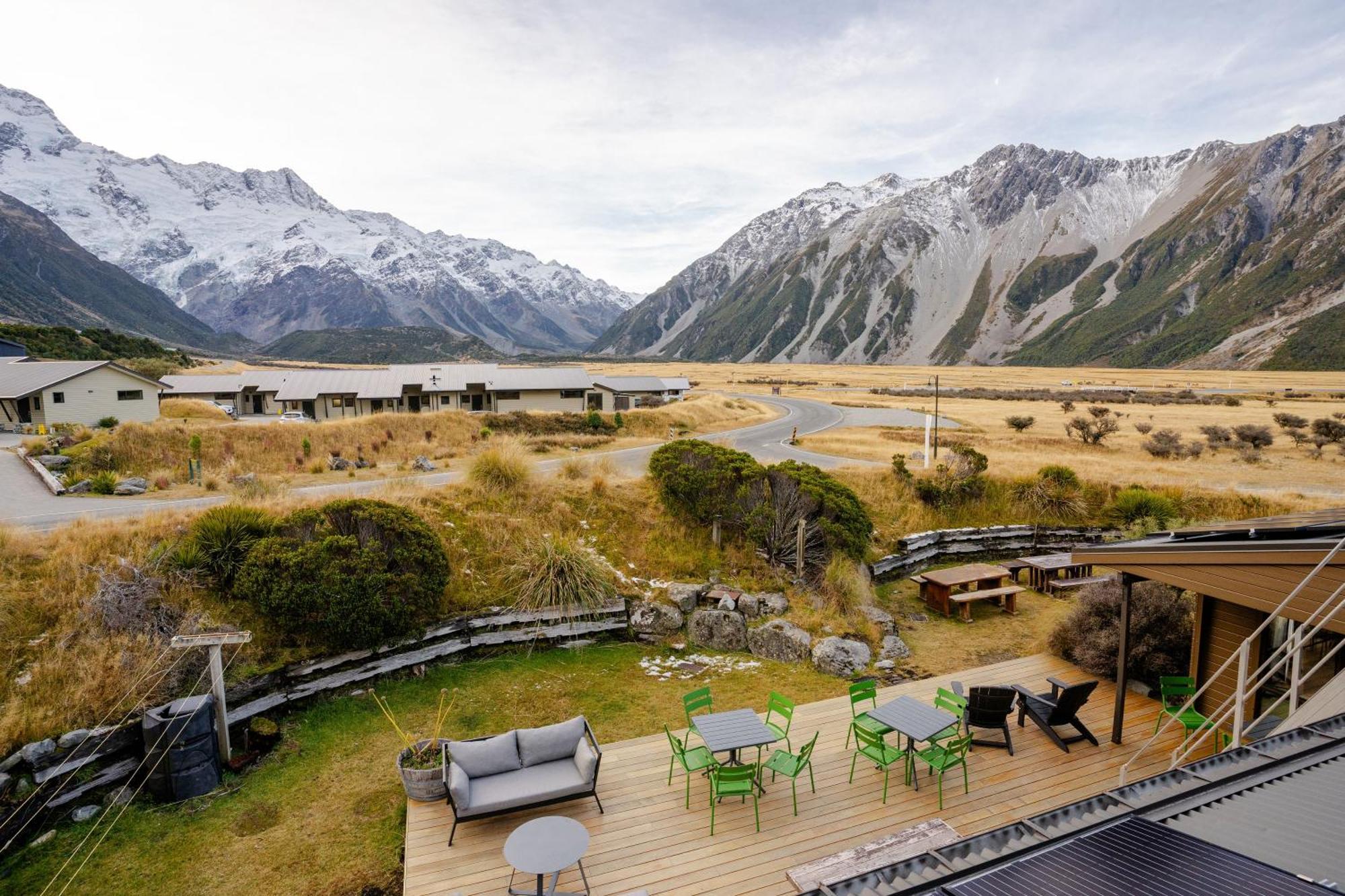 Haka House Aoraki Mt Cook Hostel Aoraki / Mount Cook Buitenkant foto