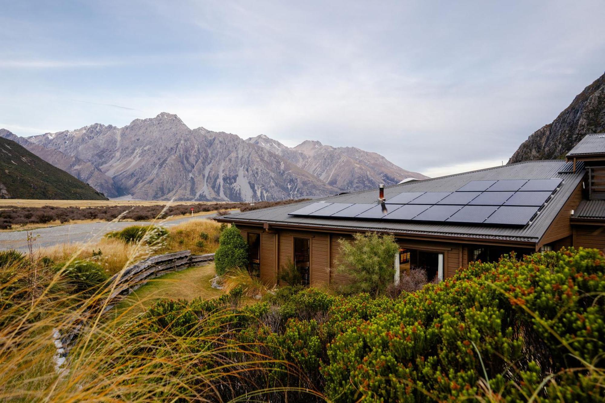Haka House Aoraki Mt Cook Hostel Aoraki / Mount Cook Buitenkant foto