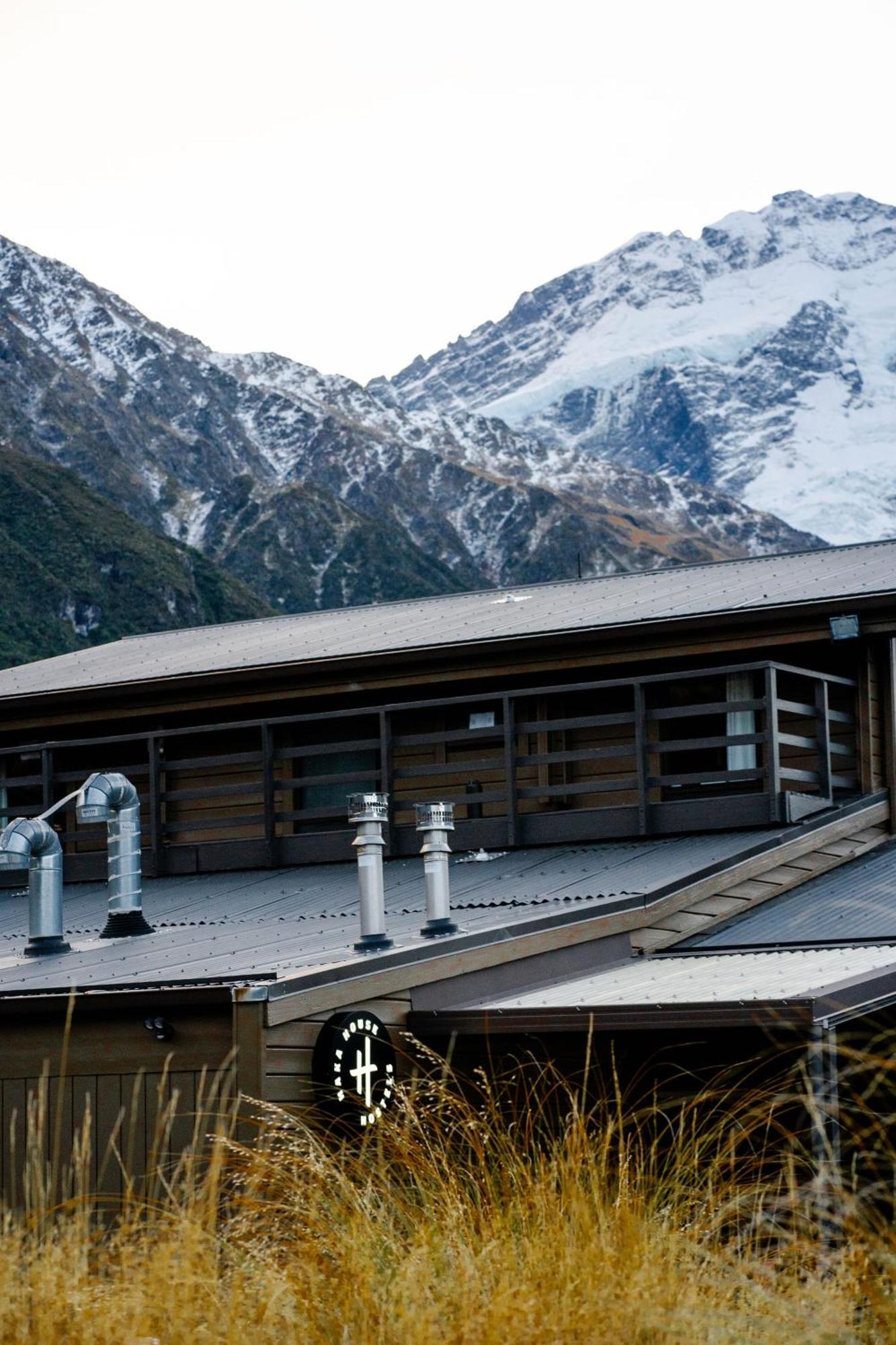 Haka House Aoraki Mt Cook Hostel Aoraki / Mount Cook Buitenkant foto